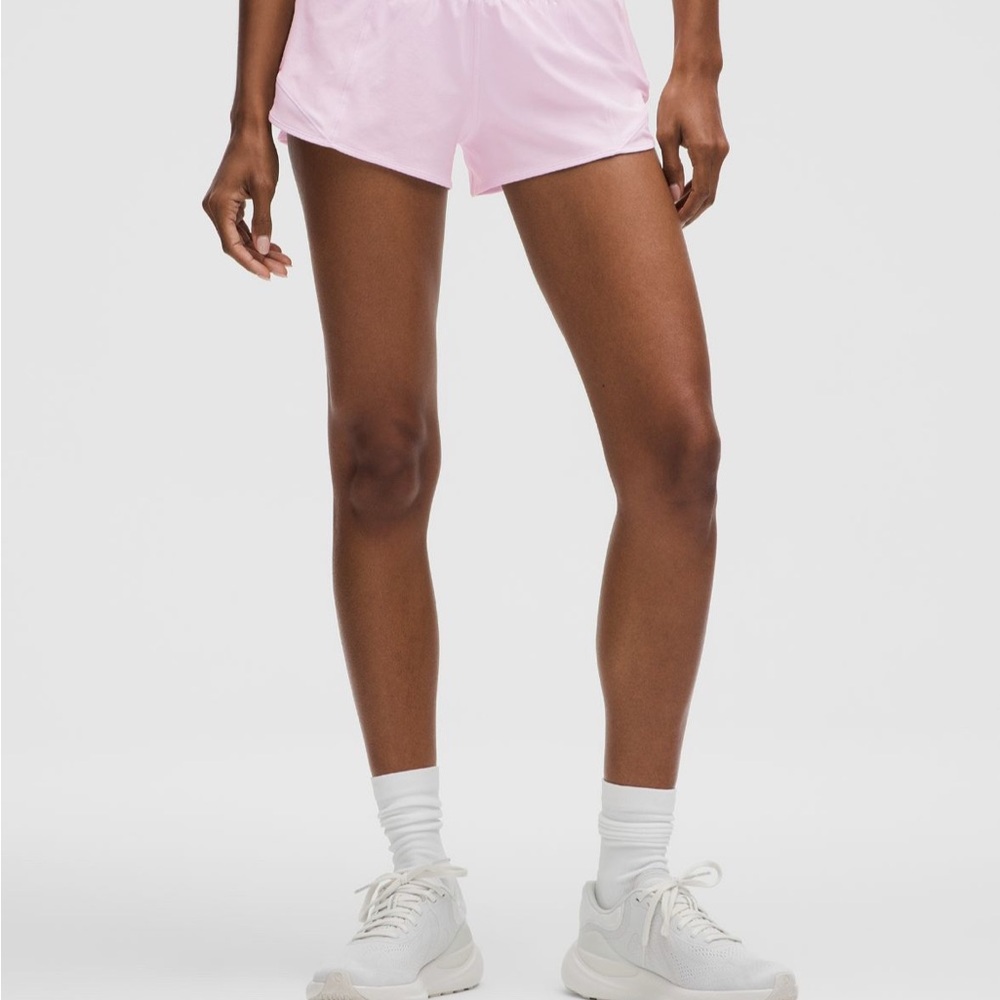 AS NEW LULULEMON PINK HOTTY HOT SHORTS SZ 4